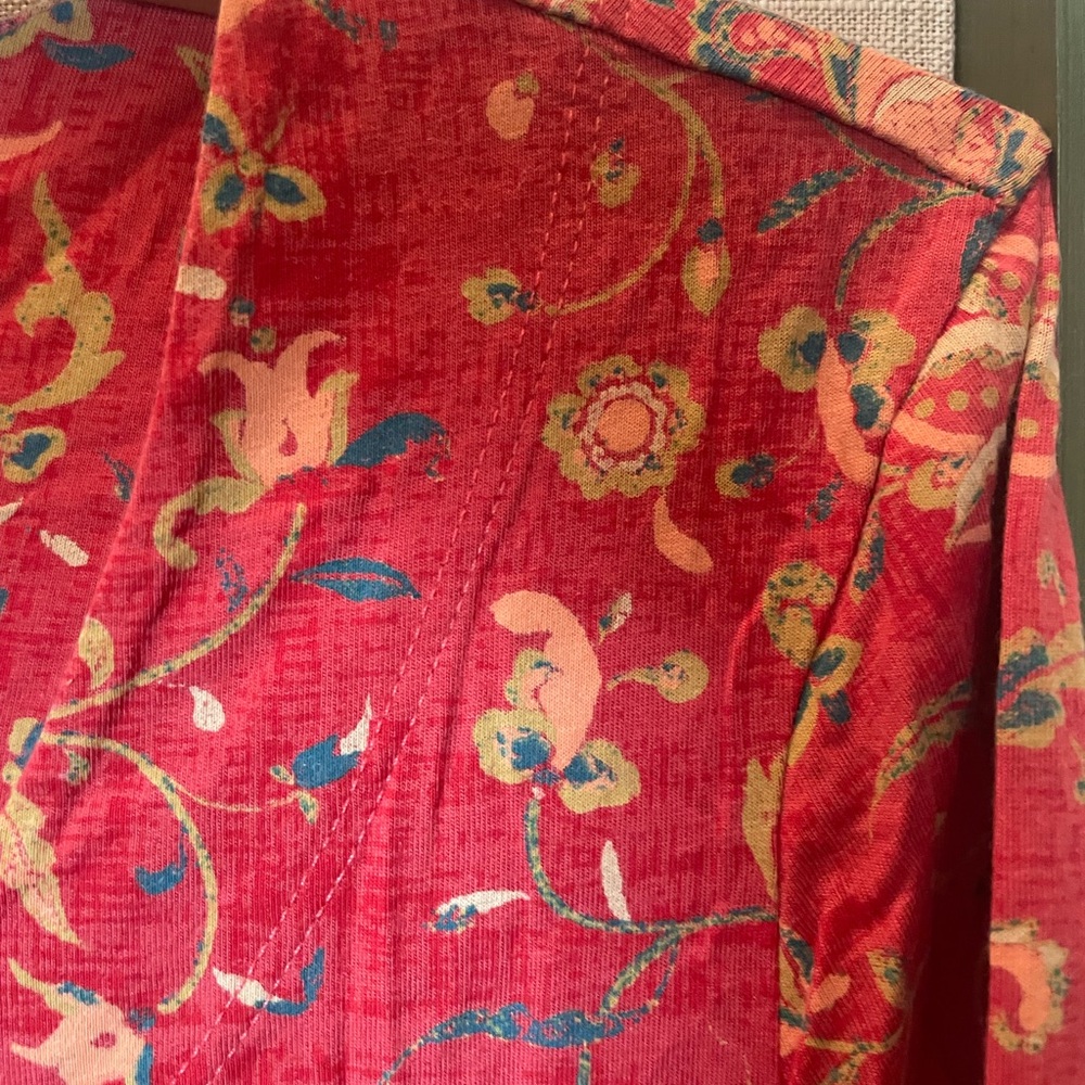 Peruvian Connection Red Floral Patterned tunic - image 7